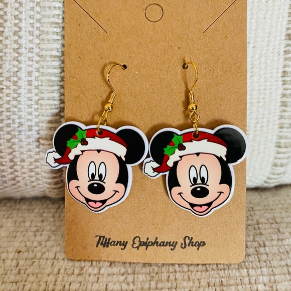 ONE Pair Mickey Santa Hat Earrings with Gold or Silver Ear Wires NWT - Picture 3 of 6